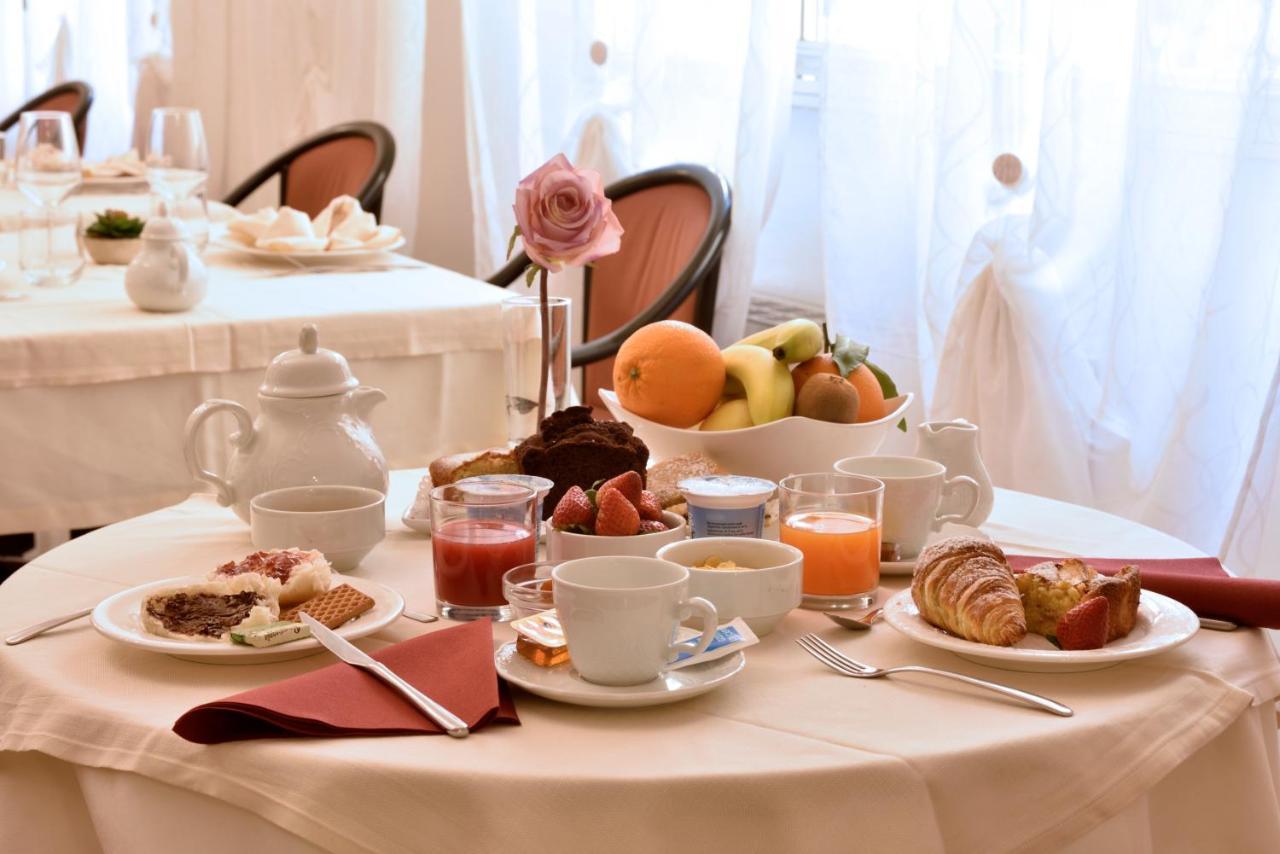 Hotel Morchio Mhotelsgroup 迪亚诺马里纳 外观 照片