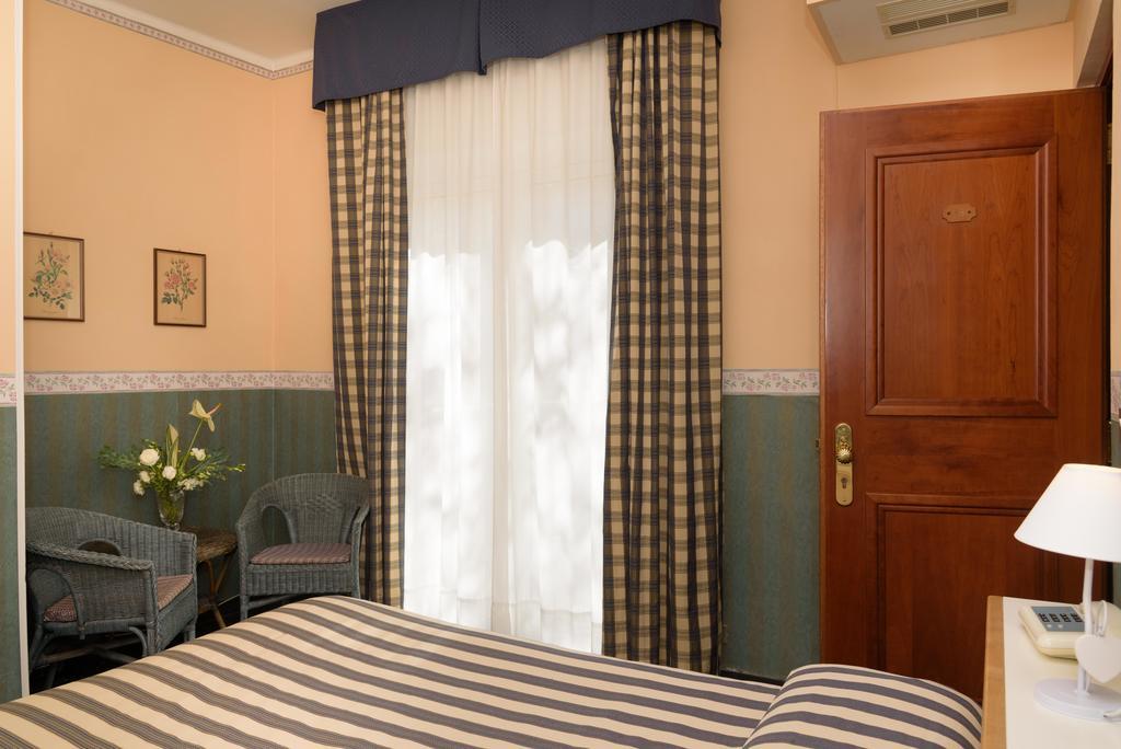 Hotel Morchio Mhotelsgroup 迪亚诺马里纳 外观 照片