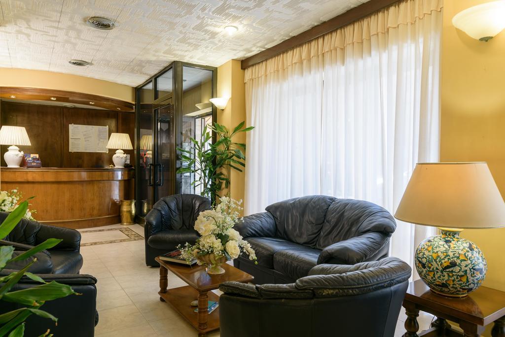 Hotel Morchio Mhotelsgroup 迪亚诺马里纳 外观 照片