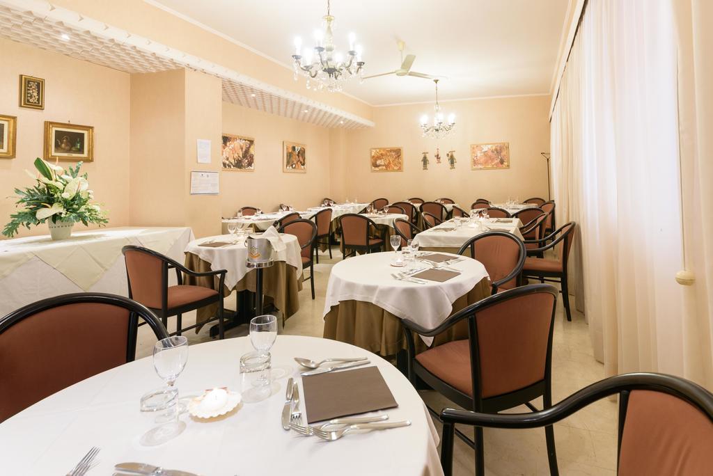 Hotel Morchio Mhotelsgroup 迪亚诺马里纳 外观 照片